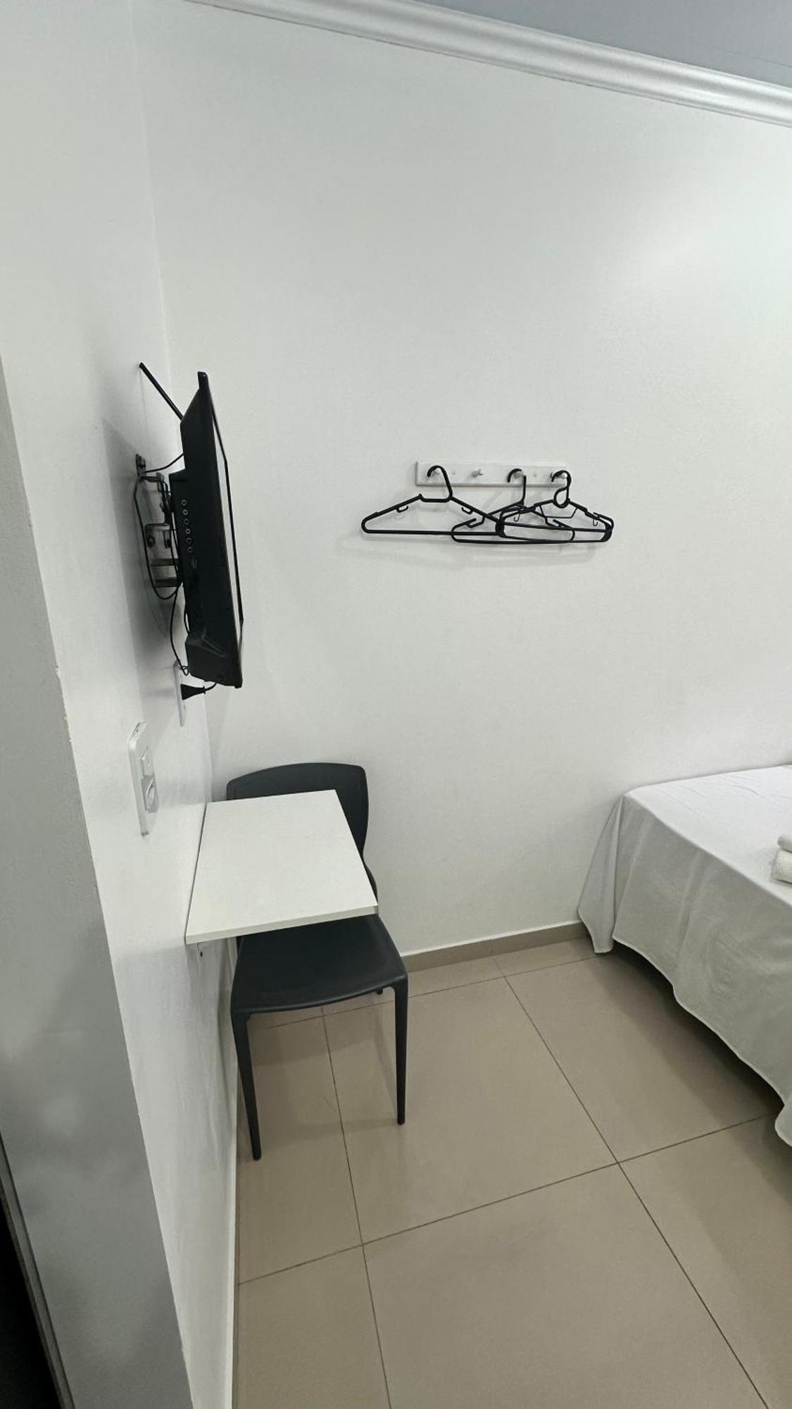 Hotel Rota Dos Tropeiros Castro Esterno foto